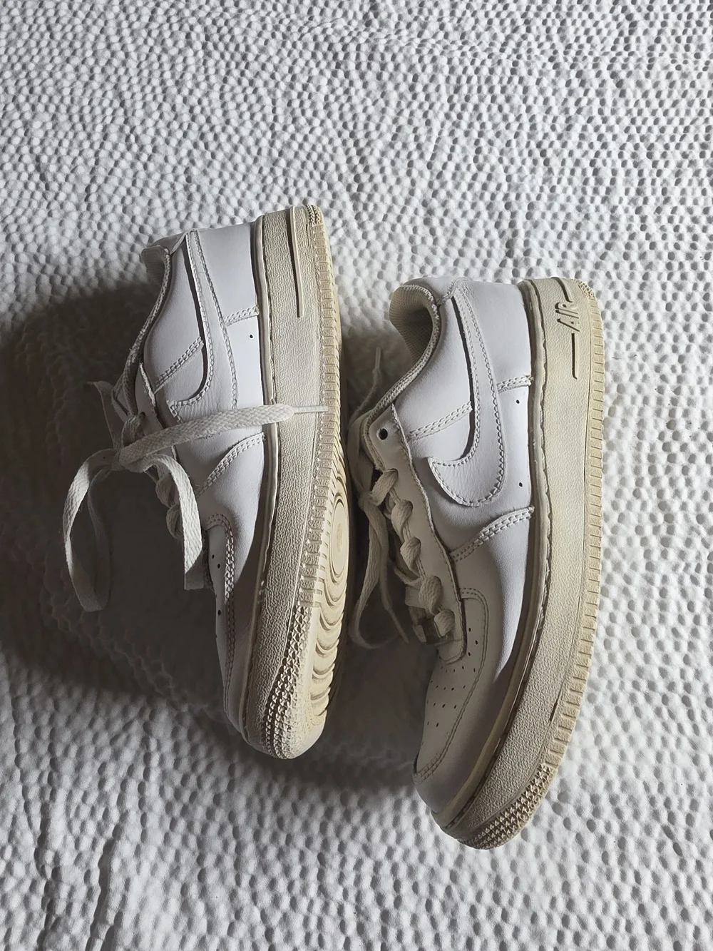 Nike closure style durable